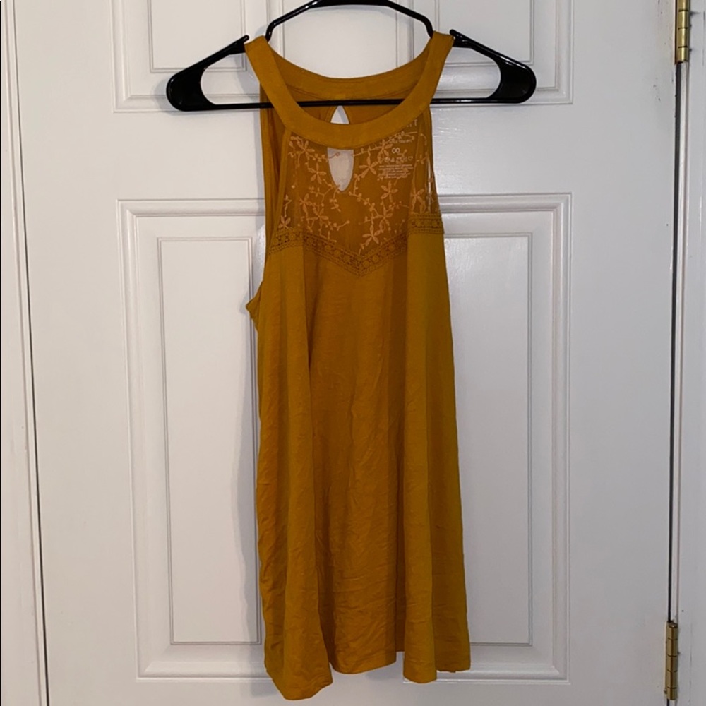 TORRID SUPER SOFT SLEEVELESS YELLOW BLOUSE SIZE 00